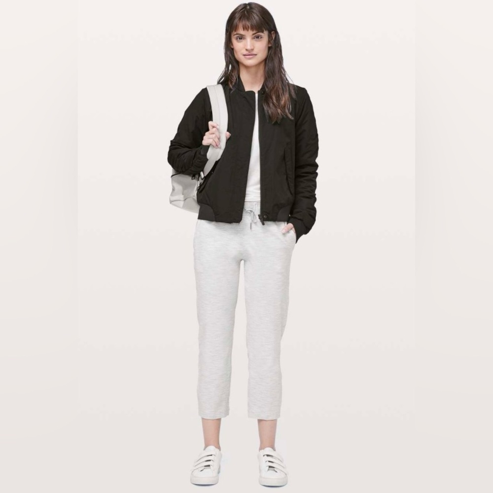 Lululemon On-the-fly Pants 12